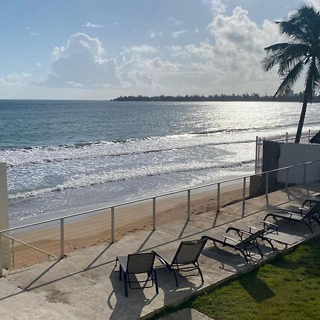 Oceanfront Condo In Luquillo Exterior photo